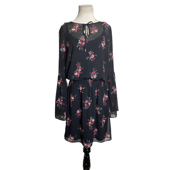 White House Black Market Dresses White House Black Market Black And